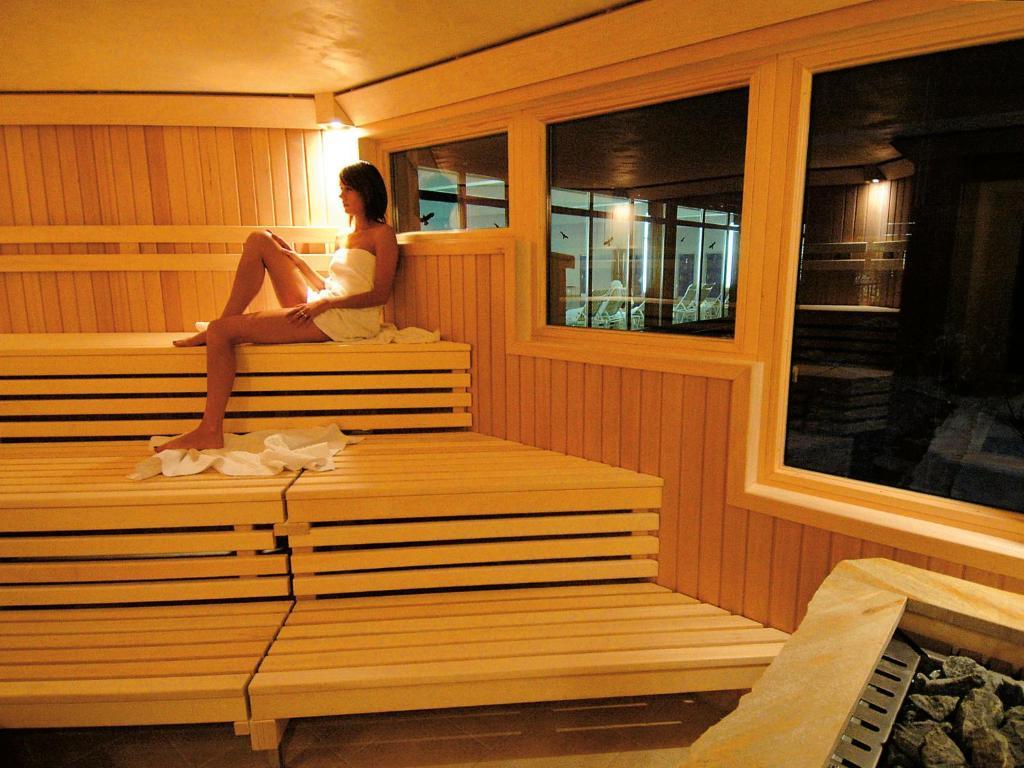 Schwarzwaldhotel Oberwiesenhof Seewald Экстерьер фото
